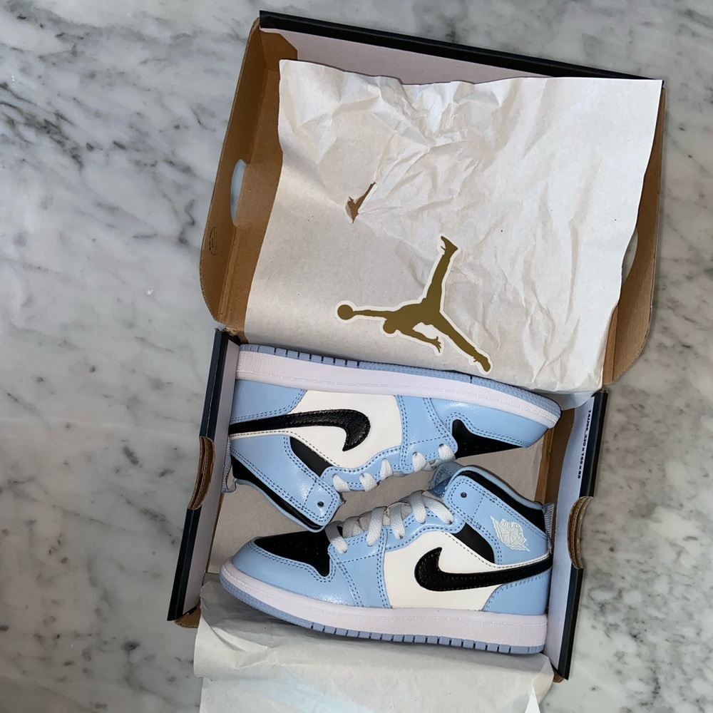 JORDAN 1’s MID (PS) ICE BLUE